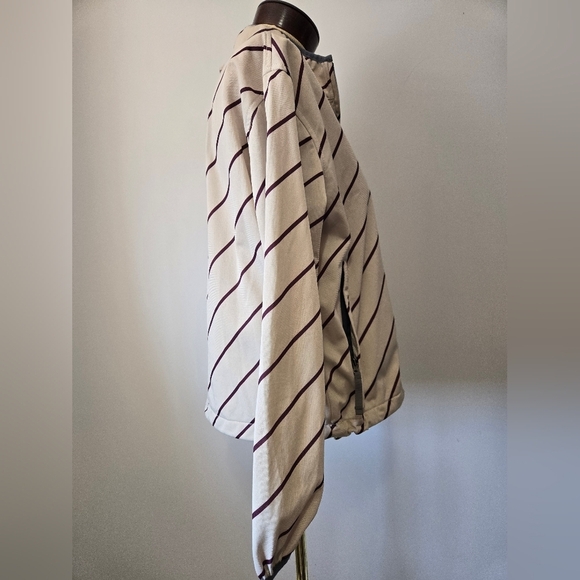 686 Smarty Cream and Maroon Striped Jacket. Size Large - Picture 6 of 14
